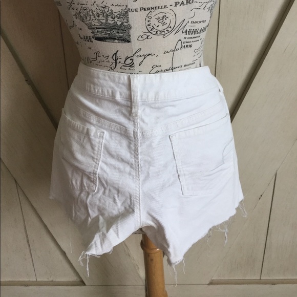 🌟American Eagle Stretch Corduroy Shorts🌟 - Picture 3 of 6